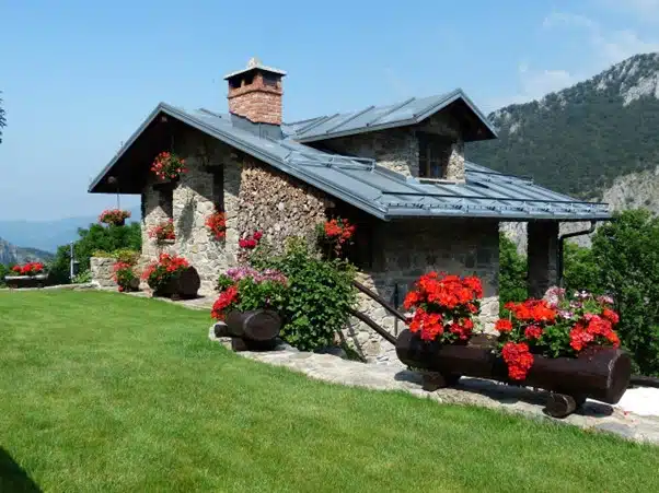 maison à la montagne